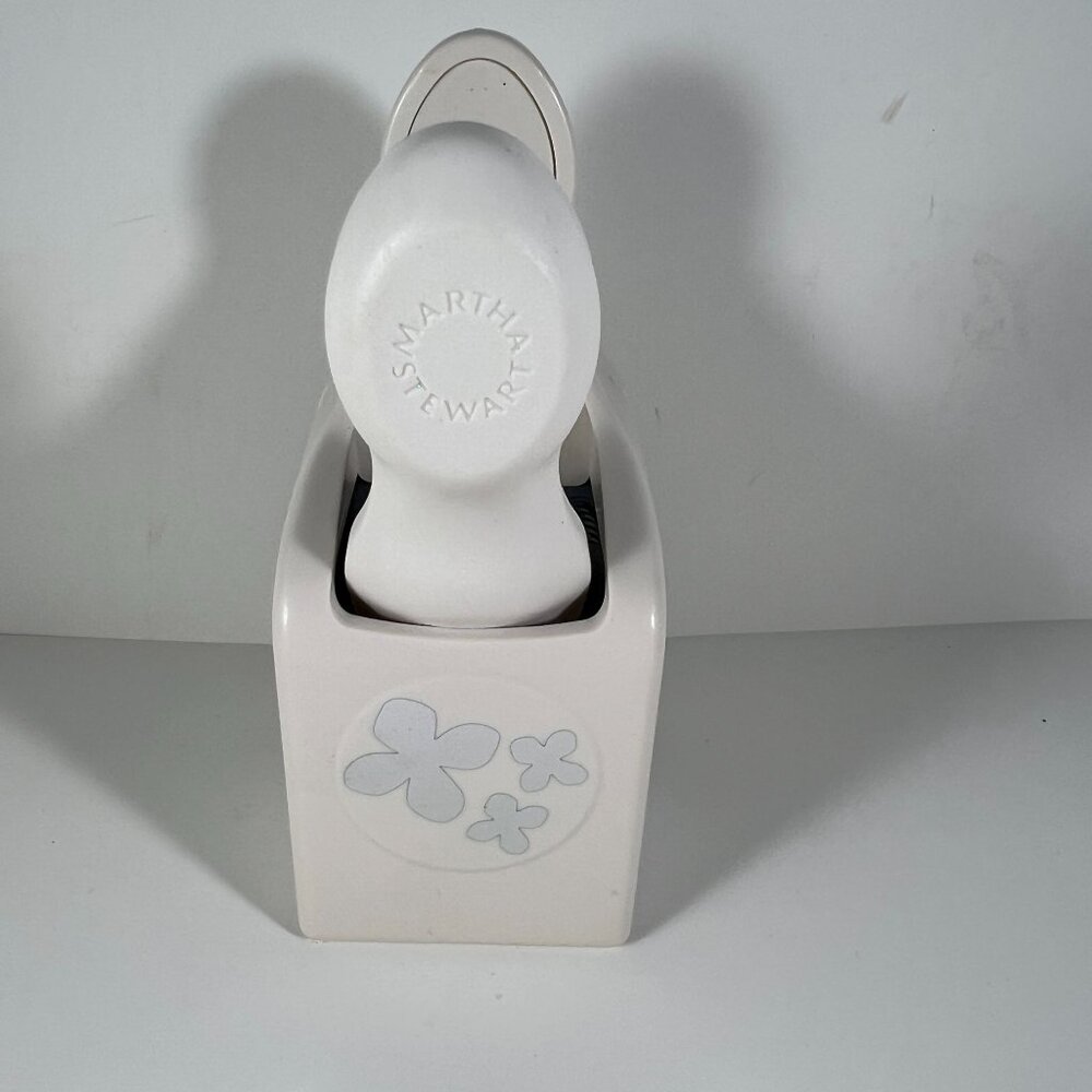 Martha Stewart Flower Cutout Punch Craft Tool For Paper & Cardstock White Plasti